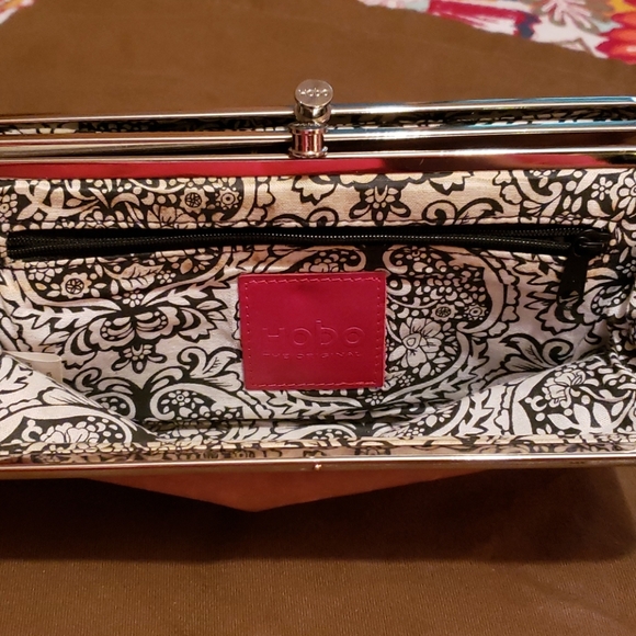 Wallet - Picture 4 of 4